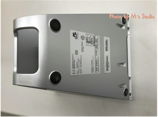 富士通 品名 LIFEBOOK GH77/T 型名 FMVG77TW 分解 HDD 内蔵 ハードディスク 脱着 SSD 換装 交換