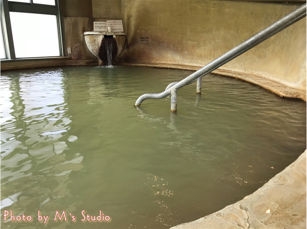 おんせん県おおいた　大分県竹田市直入町長湯　おすすめの湯　立ち寄り湯　飲泉場　家族湯　サウナ　冷泉　露天風呂　炭酸水素塩泉　炭酸泉　御前湯　ごぜんゆ　温泉療養文化館